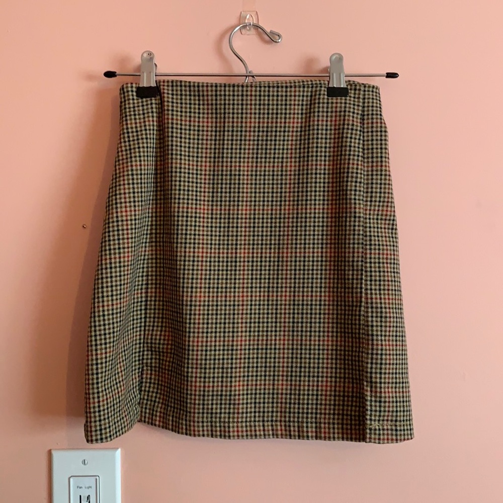 Brandy Melville Cara Plaid Skirt